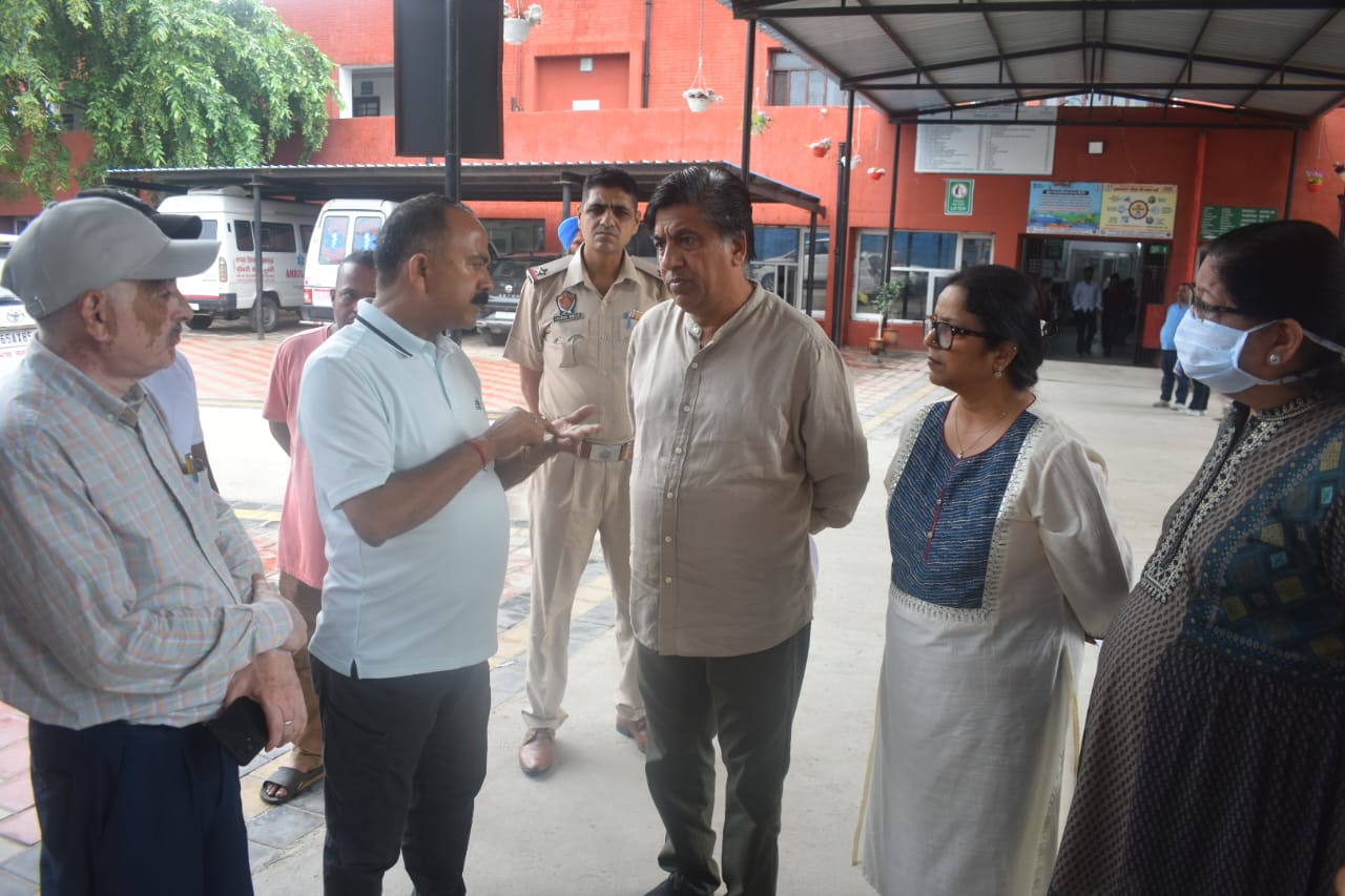 MLA Bram Shankar Jimpa reached the hospital and expressed grief.